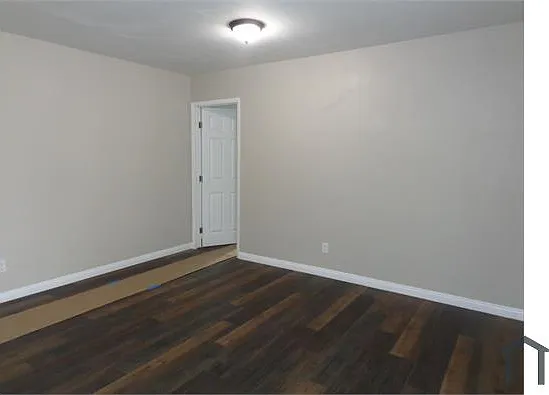 408 Palm Ave — Photo 10