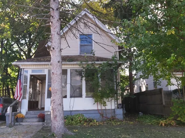 2009 Catalpa St, South Bend, IN 46613