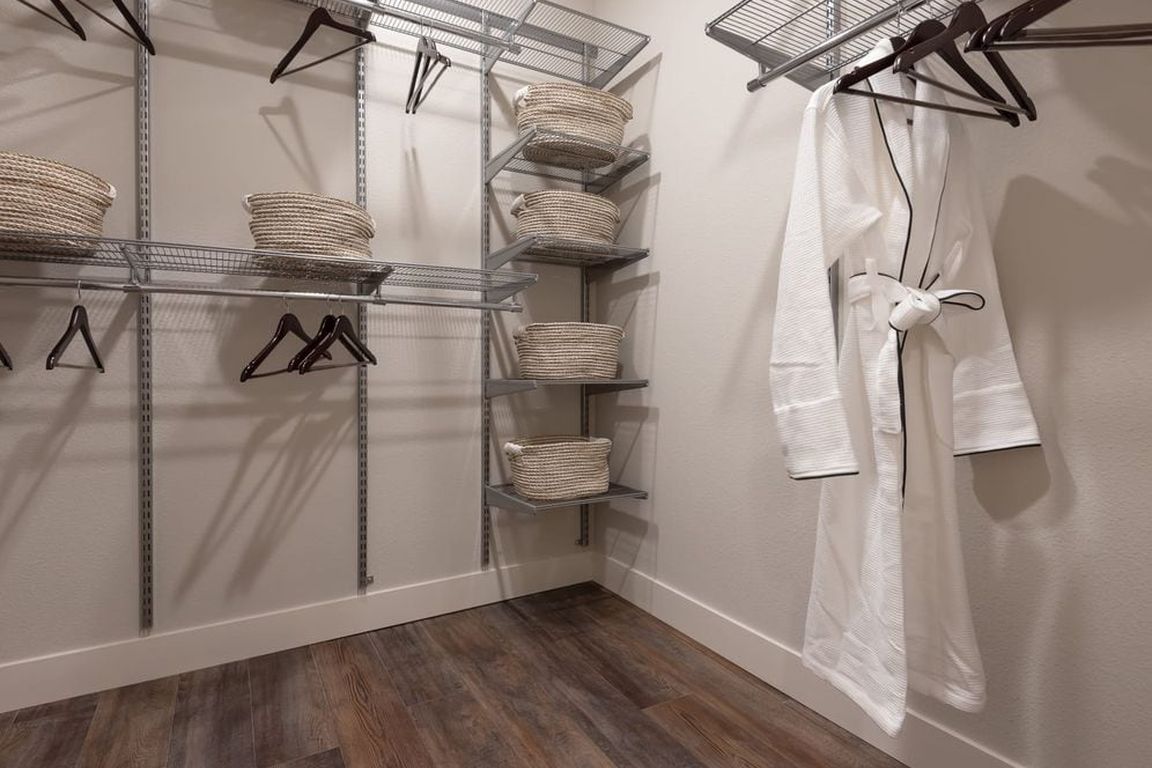 Walk-in closet