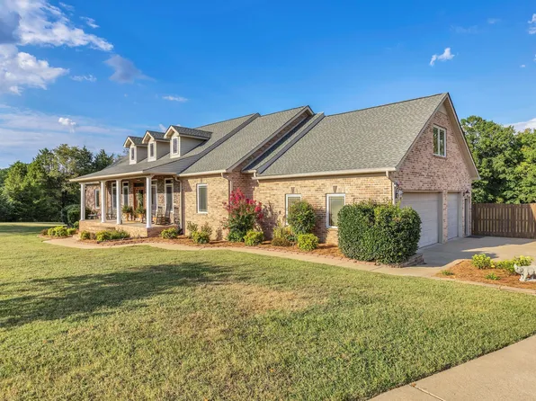 3660 Stonecreek Dr, Spring Hill, TN 37174