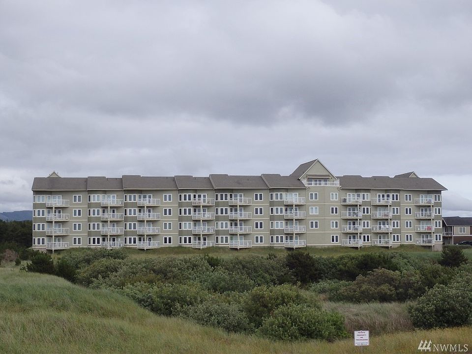 1st image of 501 Shoreview Dr #204