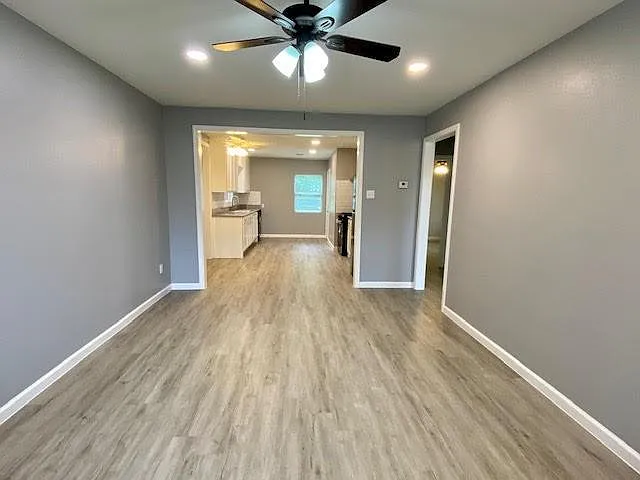 405 Pauline Ave — Photo 2