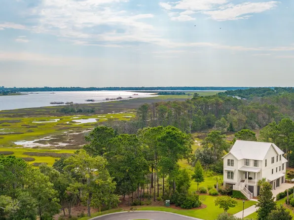 1602 Bernier Cmns, Johns Island, SC 29455