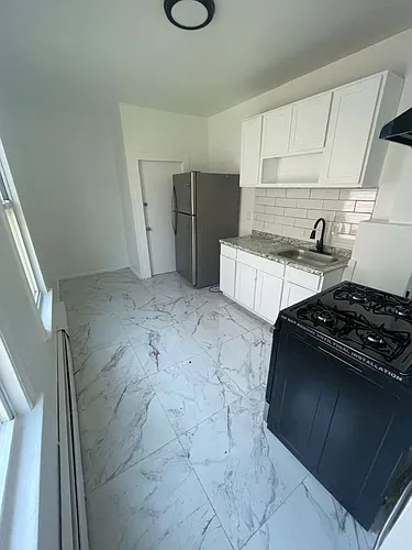 152 Chadwick Ave Photo 1