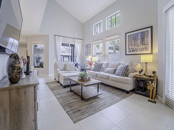 2nd image of 10487 SW Westlawn Boulevard