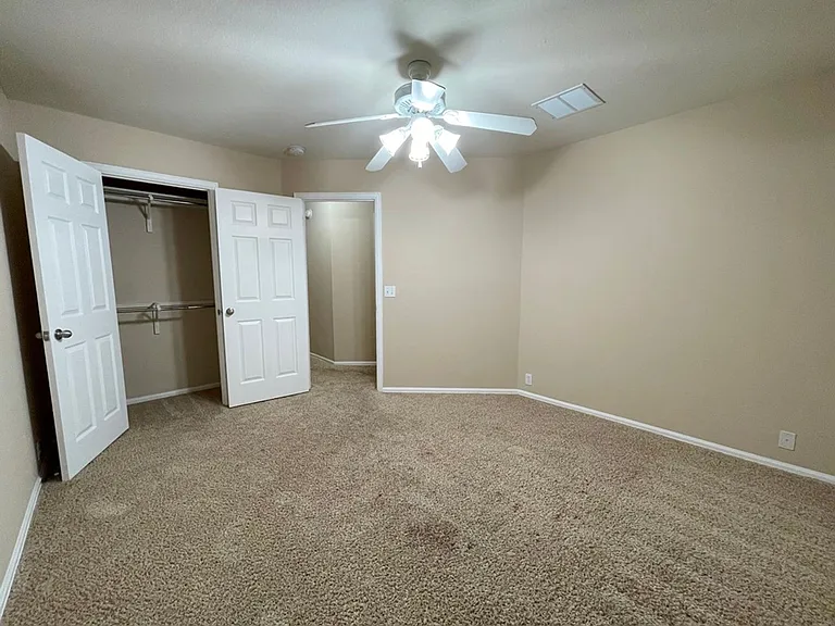 376 Spruce Dr — Photo 13