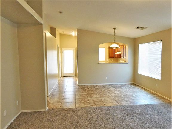 3rd image of 2607 W Tamarisk Ave