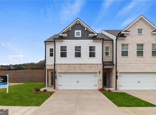 8151 Tiger Way, Riverdale, GA