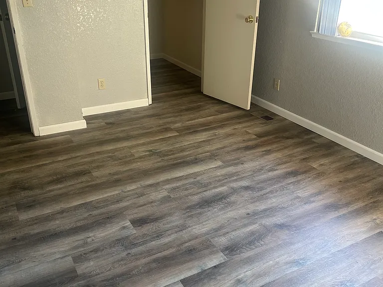 2140 Chrysler Dr #2 & 3 — Photo 16