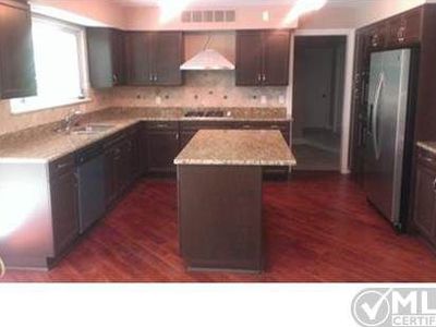 30280 Vernon Dr, Beverly Hills, MI, 48025