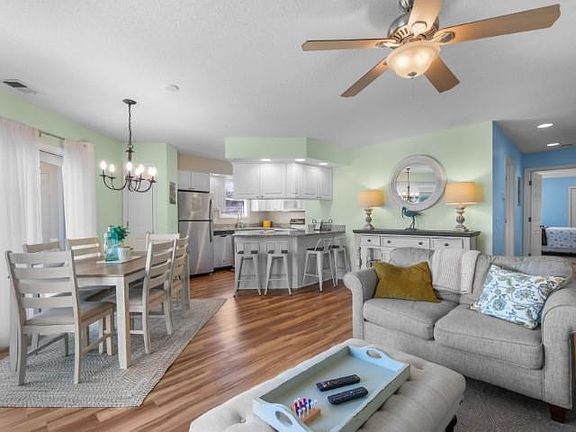 4th image of 300 Shorehaven Dr. #U-3