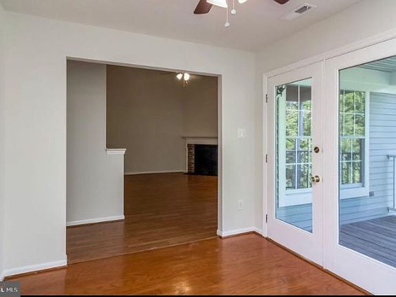 3rd image of 1403K Sage Ln
