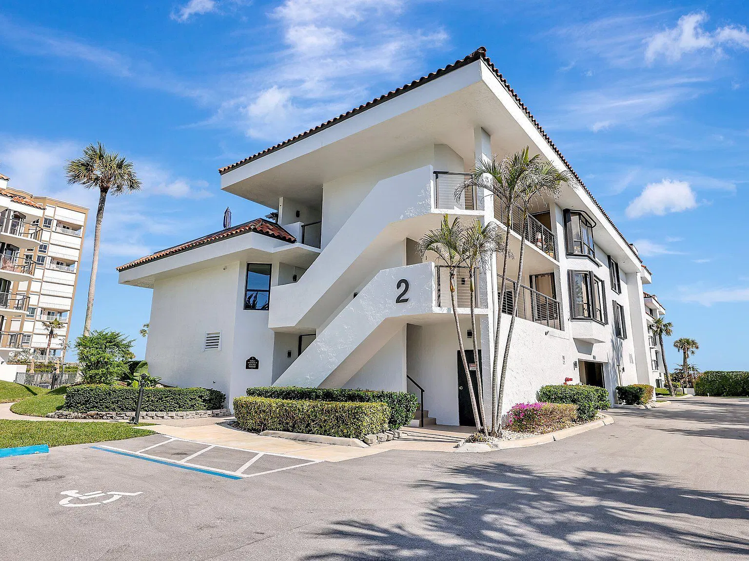 4100 N Highway A1A — Photo 3
