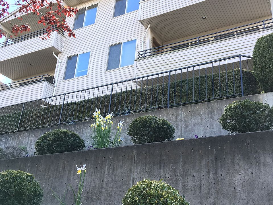 2nd image of 57 W Etruria St APT 401