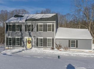 24 Godiva Ln, Coventry, CT 06238