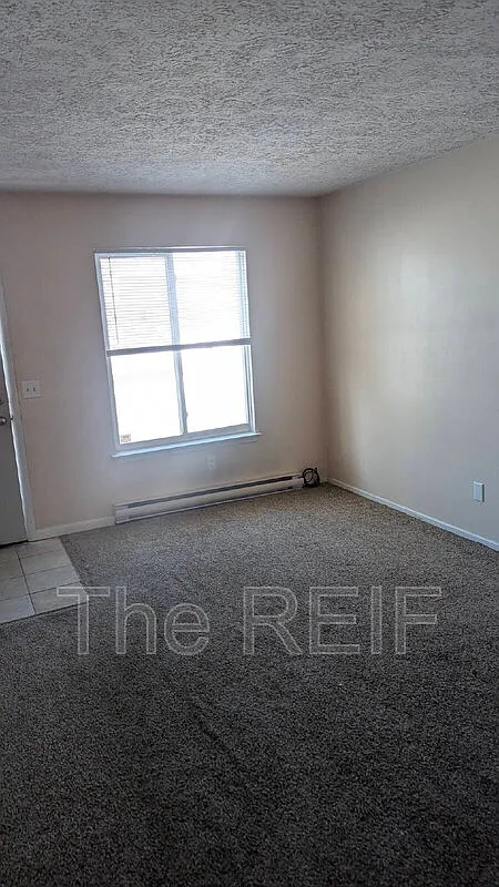 Building Photo - 721 Peachtree Pl