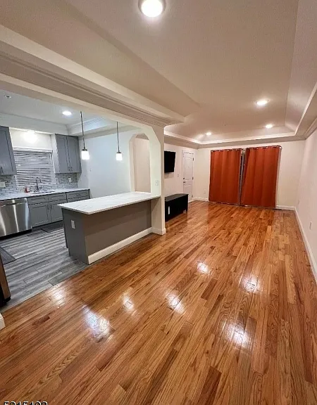 55 Hazelwood Ave — Photo 2