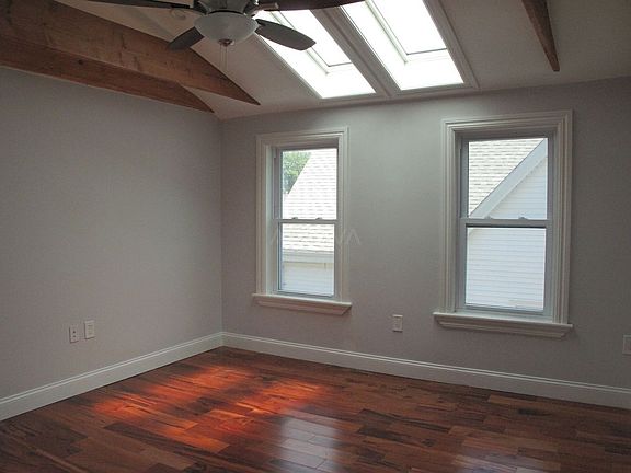 5th image of 40 Orchard St #3