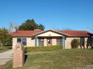 309 Palm St, Carrizo Springs, TX 78834