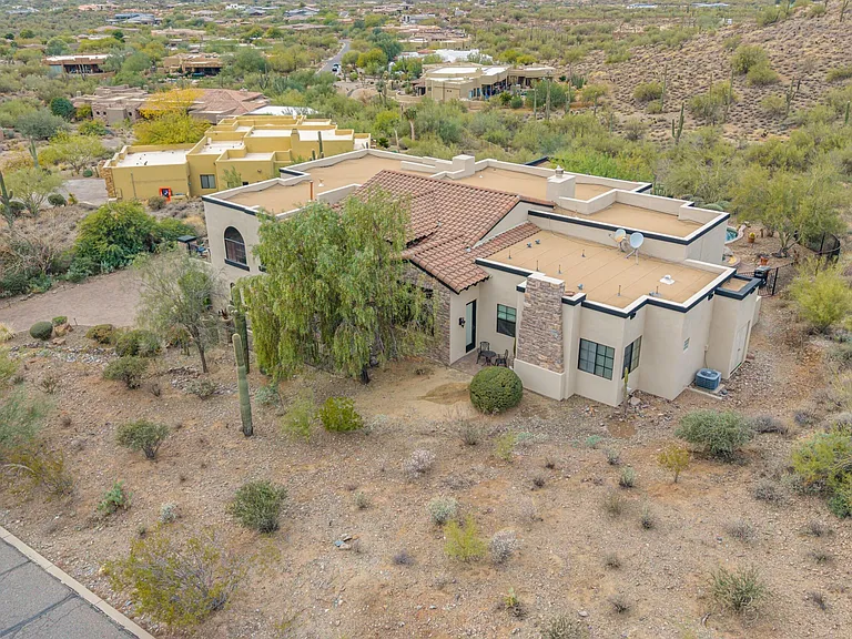 36138 N Summit Dr — Photo 70