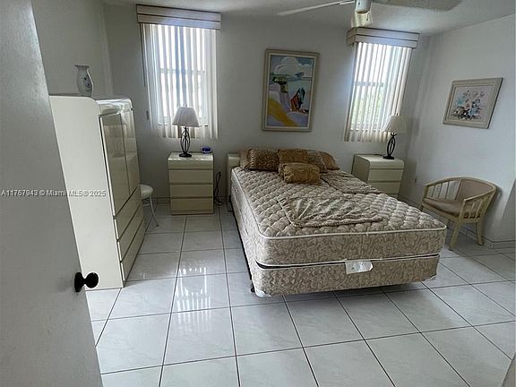 3rd image of 2910 Point East Dr APT M414