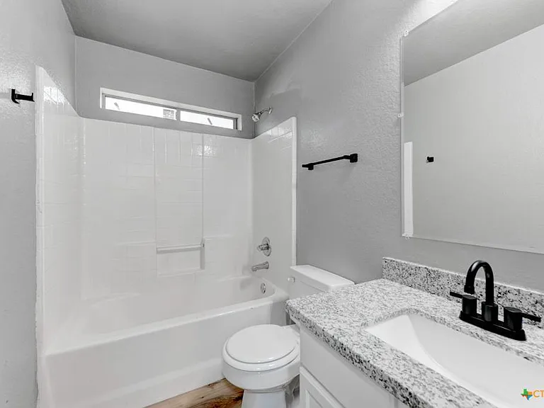 2321 Terrace Dr #D — Photo 15