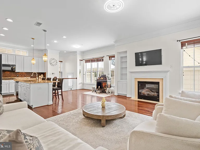 22839 Vickery Park Dr — Photo 15