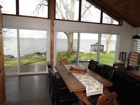 5th image of 17 Moreau Dr