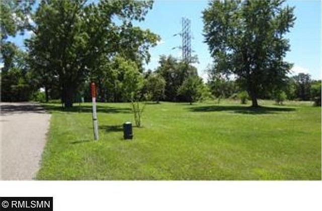 1st image of 149 Elm Dr