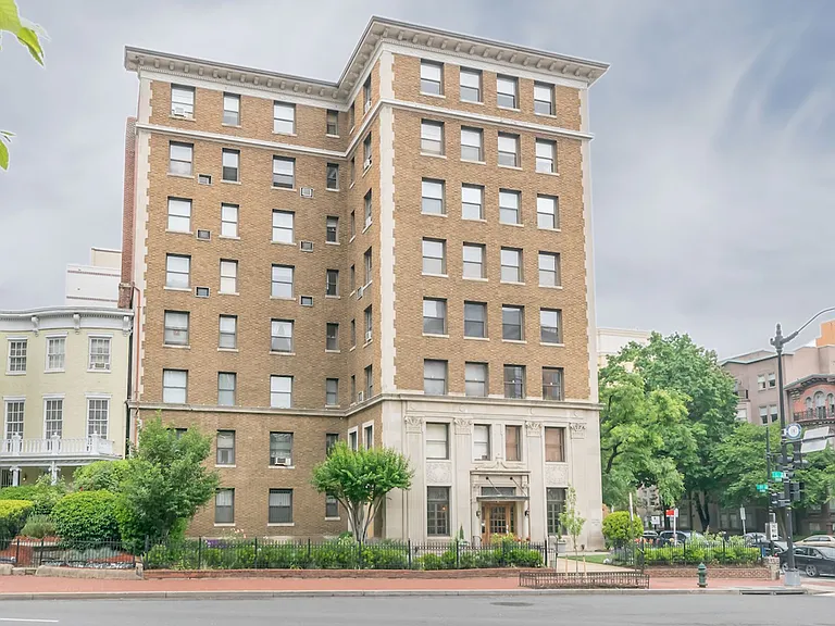 1101 L St NW #208 — Photo 11