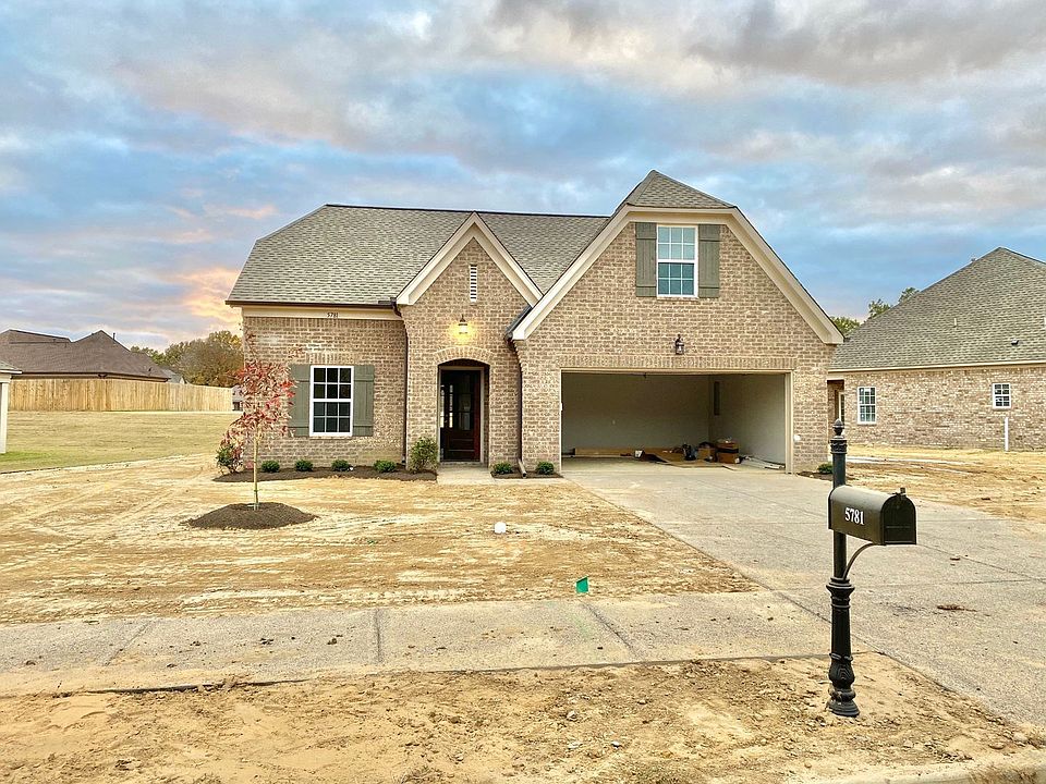 1st image of 5781 Matthew Dr #1