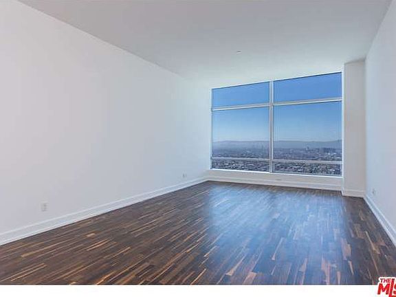 2nd image of 900 W Olympic Blvd Unit 33E