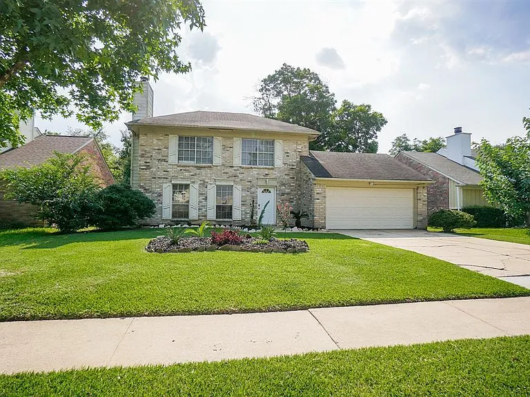 5639 Windsong Trl — Photo 1