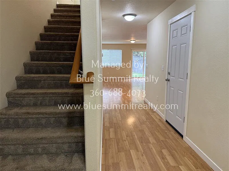 3 bed, 2.5 bath, 1532 sqft, $2,350 — Photo 3