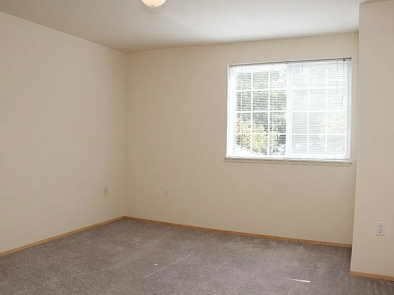 7204 NE 171st Ln — Photo 7