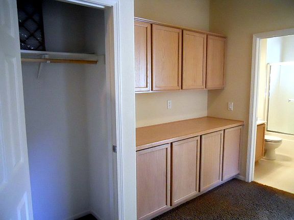 3rd image of 5457 Desert Peach Dr