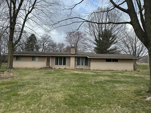 6633 Kies St NE, Rockford, MI 49341