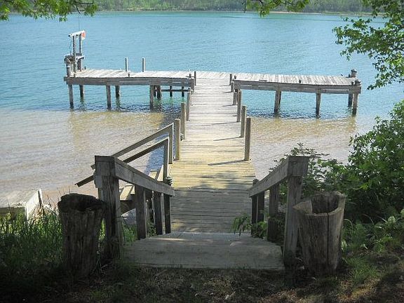 Dock