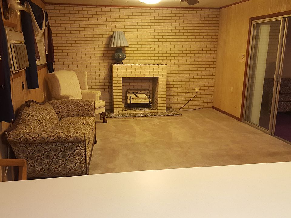 1st image of 303 E School St