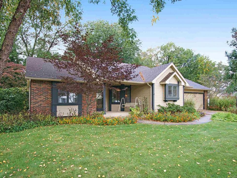 1st image of 51785 Meadow Wood Ct