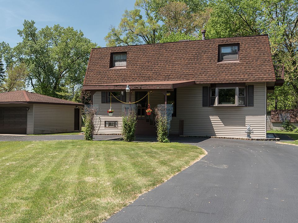 1st image of 10340 S 74th Ave