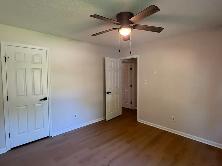 166 Kimberly Ct — Photo 29