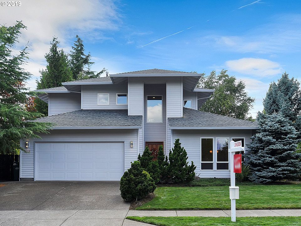 1st image of 3019 NE Sunburst Ave