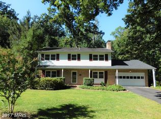 2404 Old Trace Ln, Reston, VA 20191