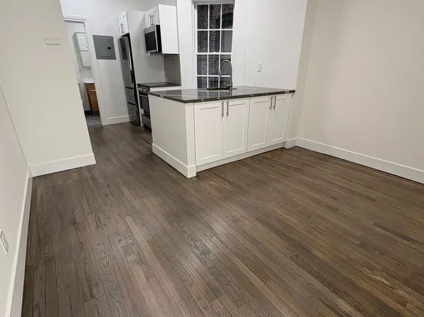 1812 Second Avenue image 1 of 5