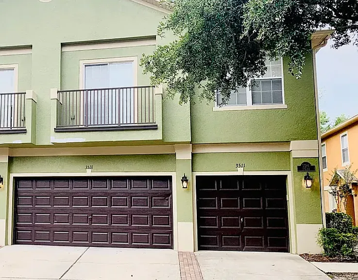 3511 Pine Oak Trl — Photo 1