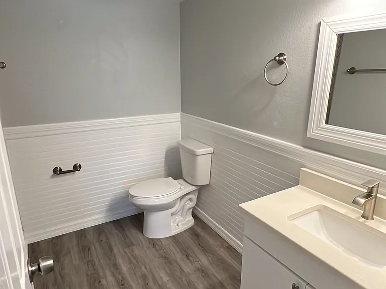 Artisan Cove Apartments — Photo 16
