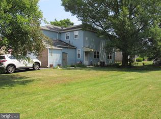 266 Florence Dr, Harleysville, PA 19438