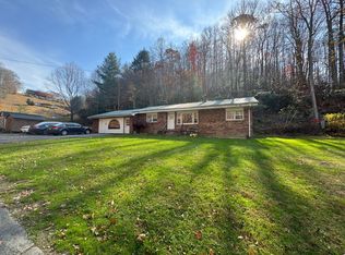 168 Roy E Brown Rd, Vilas, NC 28692