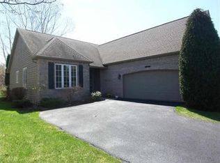 1533 S Lake George Dr, Mishawaka, IN